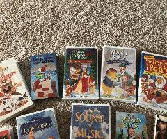 12 VHS TAPES / MOVIES - فیلم های کریسمس فیلم های کلاسیک