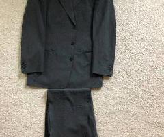 Menas designer suits 42 l و jacketa 