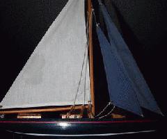قایق بادبانی چوبی