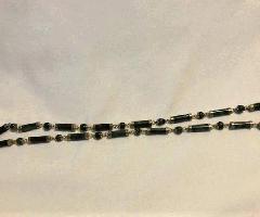 لوله دربسته در محیط مرتبط گردنبند سبز جید