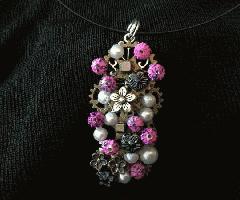 آویز Steampunk در زنجیره سیم