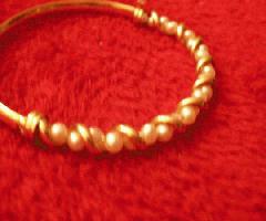  طلا با تمبر-دستبند 10 عیار طلا با مروارید 7 اینچ