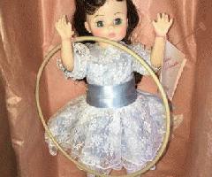 عروسک: رنوار دختر با یک حلقه, مادام الکساندر عروسک #1574