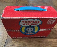توماس جعبه کتاب قرمز راه آهن من