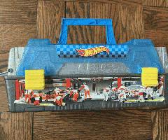 چرخ های داغ آهنگ ساز نمایش پرتاب